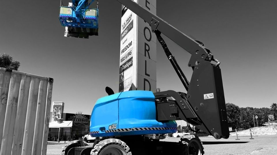 Alaçatı Makaslı Eklemli Manlift, Makaslı Eklemli Manlift Alaçatı, Alaçatı Makaslı Eklemli Manlift Kiralama, Alaçatı Makaslı Eklemli Manlift Kiralama Fiyatları