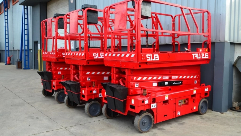 Tire Makaslı Eklemli Manlift, Makaslı Eklemli Manlift Tire, Tire Makaslı Eklemli Manlift Kiralama, Tire Makaslı Eklemli Manlift Kiralama Fiyatları