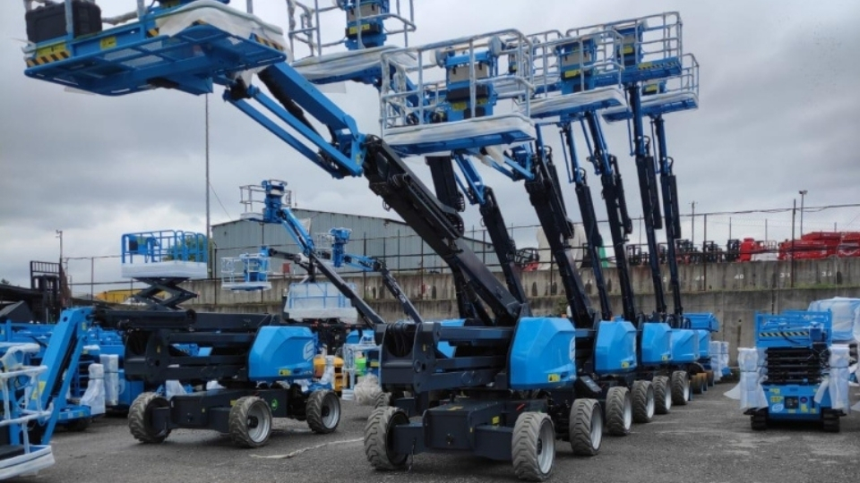 Tire Organize Makaslı Eklemli Manlift, Makaslı Eklemli Manlift Tire Organize, Tire Organize Makaslı Eklemli Manlift Kiralama, Tire Organize Makaslı Eklemli Manlift Kiralama Fiyatları