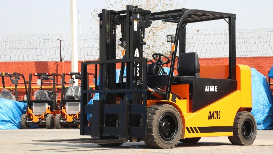 Egemen Forklift Kiralama, Egemen Forklift, Egemen Forklift Kiralama Fiyatları, Egemen Forklift Kiralama Firmaları, Kemalpaşa Egemen Forklift Kiralama